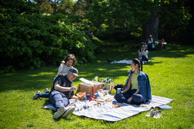 Wave hill Mothers Day credit Dave Sanders